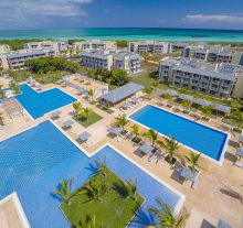 Areál hotelu Meliá Jardínes del Rey